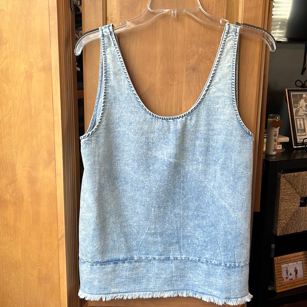 Loveriche medium tank top